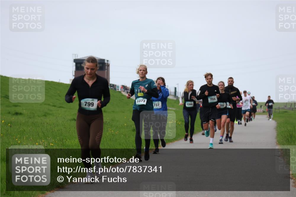 04.05.2025 - 8. Wedeler Halbmarathon Yannick Fuchs http://msf.ph/oto/7837341 04.05.2025 11:24:36 Laufen 799, 1073, 755, 737, 1200, 202 meine-sportfotos.de