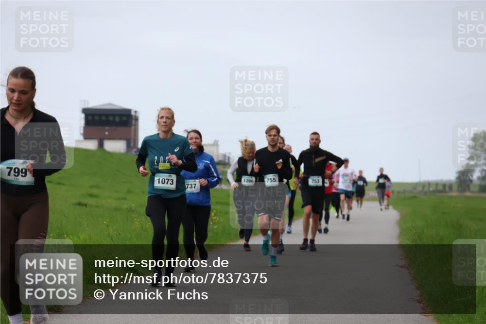04.05.2025 - 8. Wedeler Halbmarathon Yannick Fuchs http://msf.ph/oto/7837375 04.05.2025 11:24:38 Laufen 799, 20, 1073, 737, 1200, 755, 753 meine-sportfotos.de