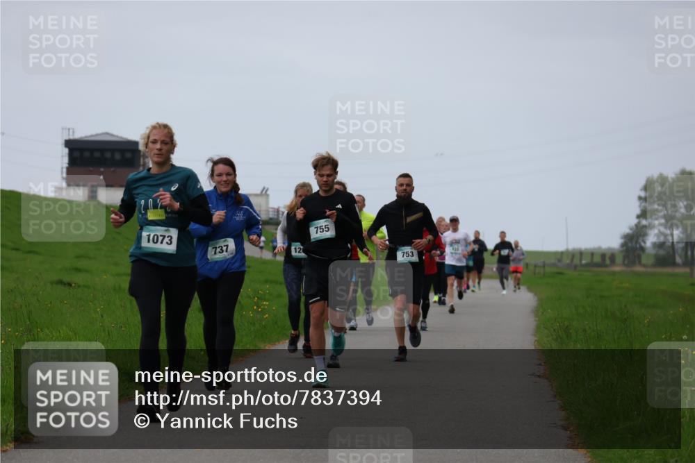 04.05.2025 - 8. Wedeler Halbmarathon Yannick Fuchs http://msf.ph/oto/7837394 04.05.2025 11:24:39 Laufen 1073, 737, 12, 755, 753 meine-sportfotos.de