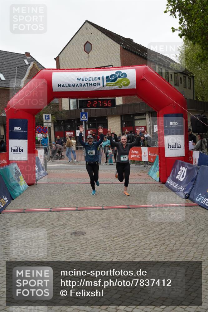 04.05.2025 - 8. Wedeler Halbmarathon Felixshl http://msf.ph/oto/7837412 04.05.2025 12:27:53 Ziel 57, 263 meine-sportfotos.de