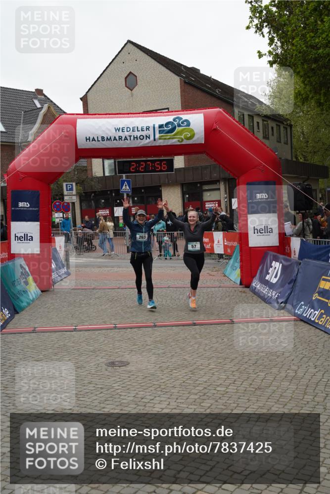 04.05.2025 - 8. Wedeler Halbmarathon Felixshl http://msf.ph/oto/7837425 04.05.2025 12:27:54 Ziel 57, 263 meine-sportfotos.de