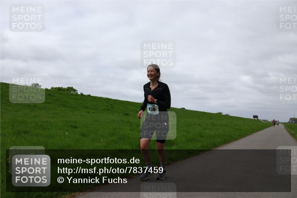 04.05.2025 - 8. Wedeler Halbmarathon Yannick Fuchs http://msf.ph/oto/7837459 04.05.2025 12:00:41 Laufen 439 meine-sportfotos.de