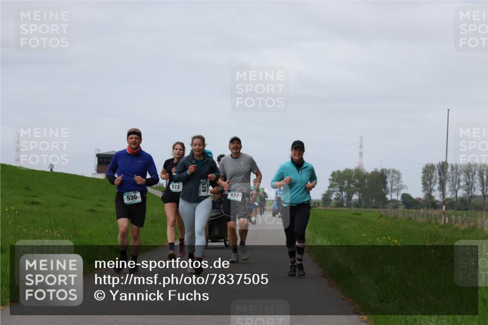 04.05.2025 - 8. Wedeler Halbmarathon Yannick Fuchs http://msf.ph/oto/7837505 04.05.2025 11:46:19 Laufen 573, 530, 529, 572 meine-sportfotos.de