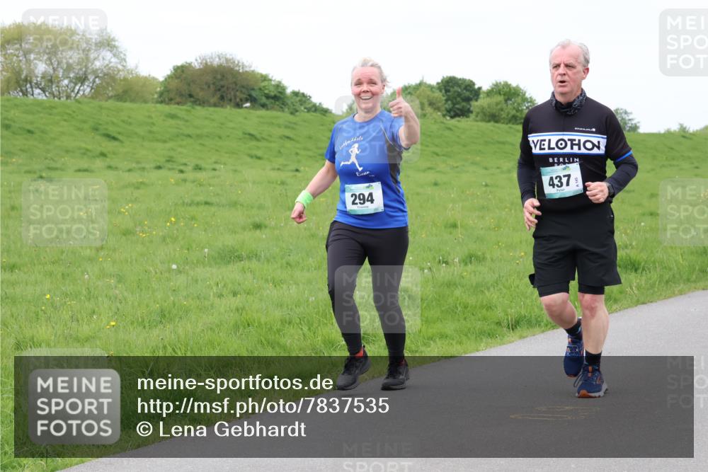 04.05.2025 - 8. Wedeler Halbmarathon Lena Gebhardt http://msf.ph/oto/7837535 04.05.2025 11:34:41 Laufen 294, 437 meine-sportfotos.de
