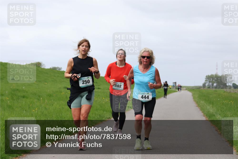 04.05.2025 - 8. Wedeler Halbmarathon Yannick Fuchs http://msf.ph/oto/7837598 04.05.2025 12:01:02 Laufen 250, 102, 444 meine-sportfotos.de