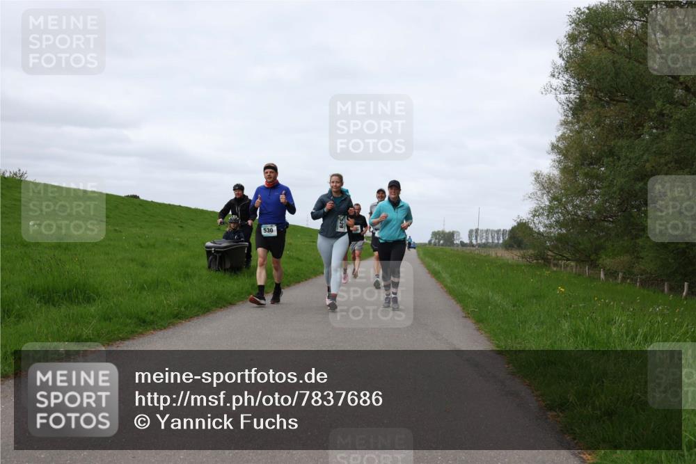 04.05.2025 - 8. Wedeler Halbmarathon Yannick Fuchs http://msf.ph/oto/7837686 04.05.2025 11:46:23 Laufen 530 meine-sportfotos.de