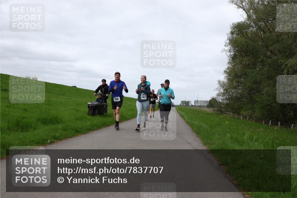 04.05.2025 - 8. Wedeler Halbmarathon Yannick Fuchs http://msf.ph/oto/7837707 04.05.2025 11:46:24 Laufen 529, 30 meine-sportfotos.de