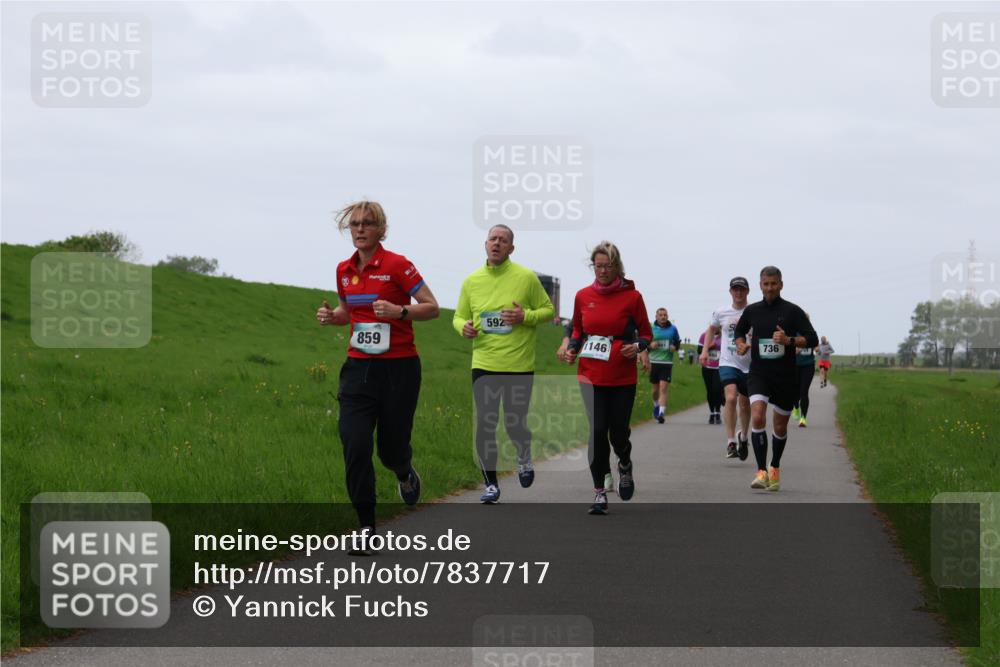 04.05.2025 - 8. Wedeler Halbmarathon Yannick Fuchs http://msf.ph/oto/7837717 04.05.2025 11:24:54 Laufen 859, 592, 736, 1146 meine-sportfotos.de