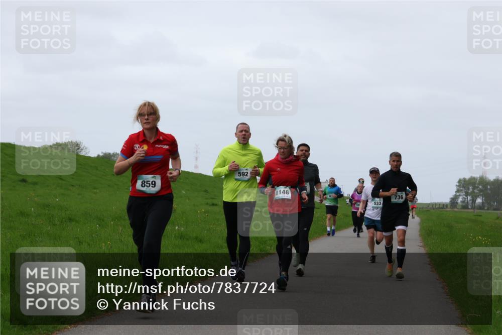04.05.2025 - 8. Wedeler Halbmarathon Yannick Fuchs http://msf.ph/oto/7837724 04.05.2025 11:24:55 Laufen 859, 592, 1146, 881, 533, 736 meine-sportfotos.de