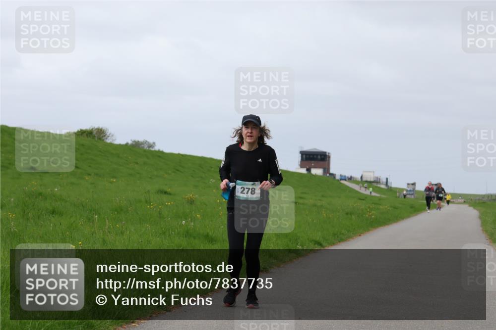 04.05.2025 - 8. Wedeler Halbmarathon Yannick Fuchs http://msf.ph/oto/7837735 04.05.2025 12:01:20 Laufen 278 meine-sportfotos.de