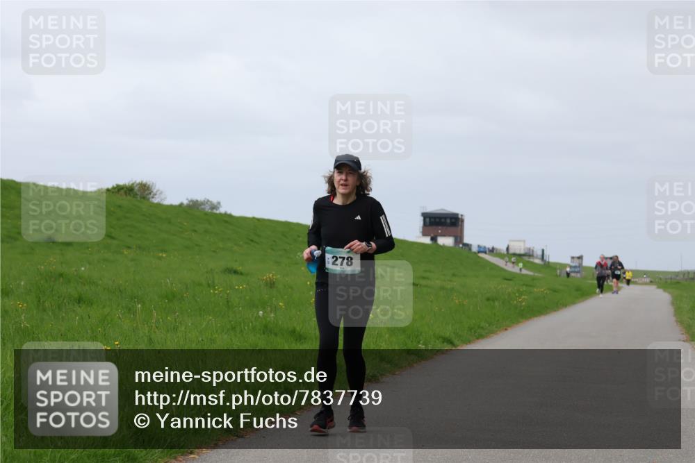 04.05.2025 - 8. Wedeler Halbmarathon Yannick Fuchs http://msf.ph/oto/7837739 04.05.2025 12:01:20 Laufen 278 meine-sportfotos.de