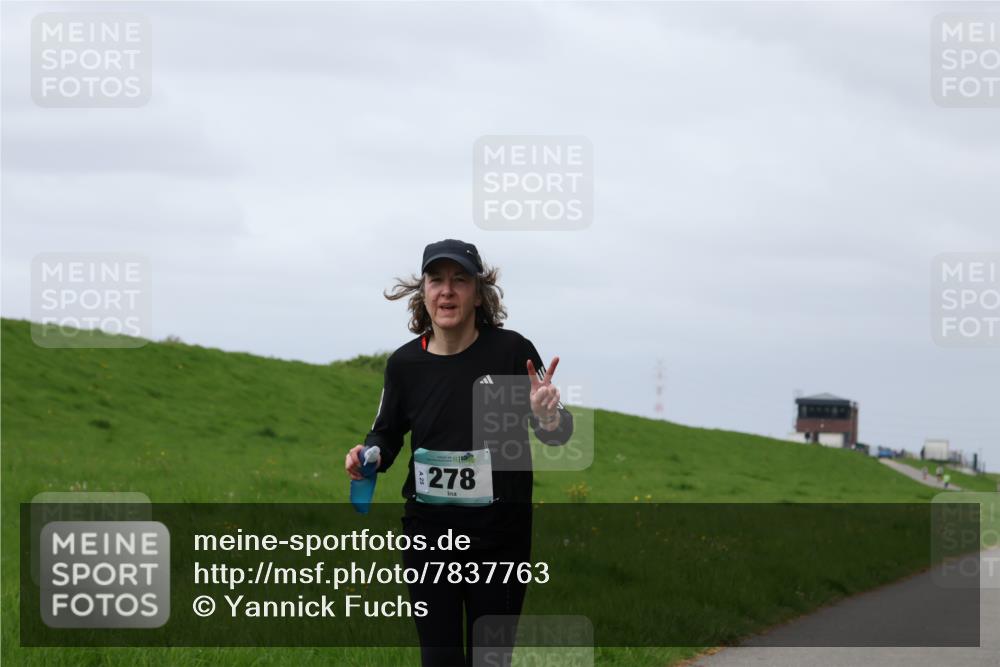 04.05.2025 - 8. Wedeler Halbmarathon Yannick Fuchs http://msf.ph/oto/7837763 04.05.2025 12:01:22 Laufen 278 meine-sportfotos.de