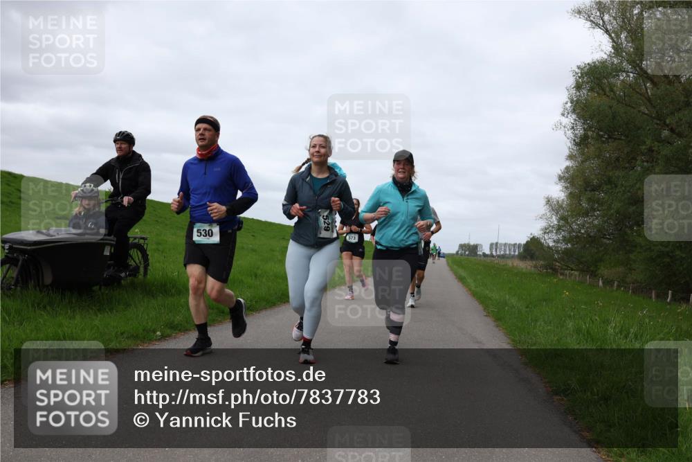 04.05.2025 - 8. Wedeler Halbmarathon Yannick Fuchs http://msf.ph/oto/7837783 04.05.2025 11:46:25 Laufen 530, 573 meine-sportfotos.de