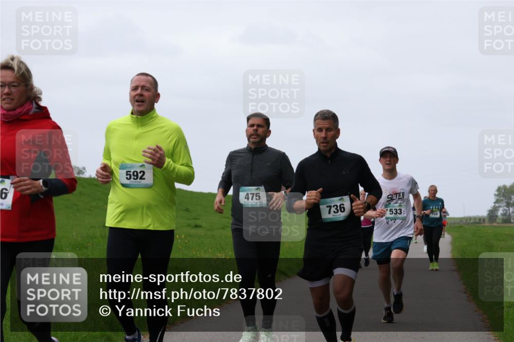 04.05.2025 - 8. Wedeler Halbmarathon Yannick Fuchs http://msf.ph/oto/7837802 04.05.2025 11:24:57 Laufen 6, 30, 592, 475, 736, 533, 769 meine-sportfotos.de