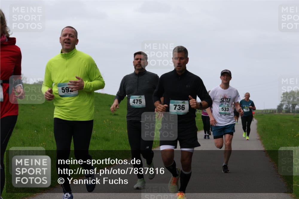 04.05.2025 - 8. Wedeler Halbmarathon Yannick Fuchs http://msf.ph/oto/7837816 04.05.2025 11:24:57 Laufen 592, 475, 736, 20, 1125, 533, 769 meine-sportfotos.de