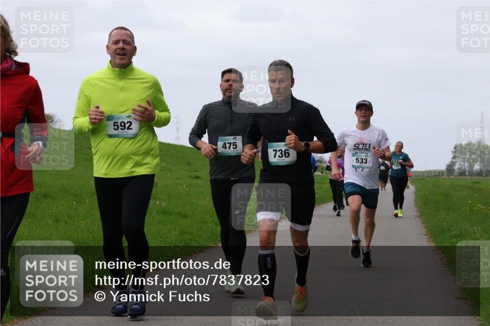 04.05.2025 - 8. Wedeler Halbmarathon Yannick Fuchs http://msf.ph/oto/7837823 04.05.2025 11:24:57 Laufen 592, 475, 736, 533 meine-sportfotos.de