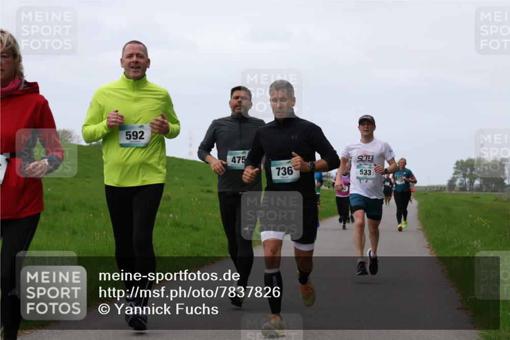 04.05.2025 - 8. Wedeler Halbmarathon Yannick Fuchs http://msf.ph/oto/7837826 04.05.2025 11:24:57 Laufen 592, 475, 736, 533 meine-sportfotos.de