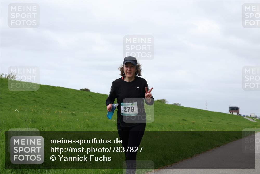 04.05.2025 - 8. Wedeler Halbmarathon Yannick Fuchs http://msf.ph/oto/7837827 04.05.2025 12:01:22 Laufen 278 meine-sportfotos.de