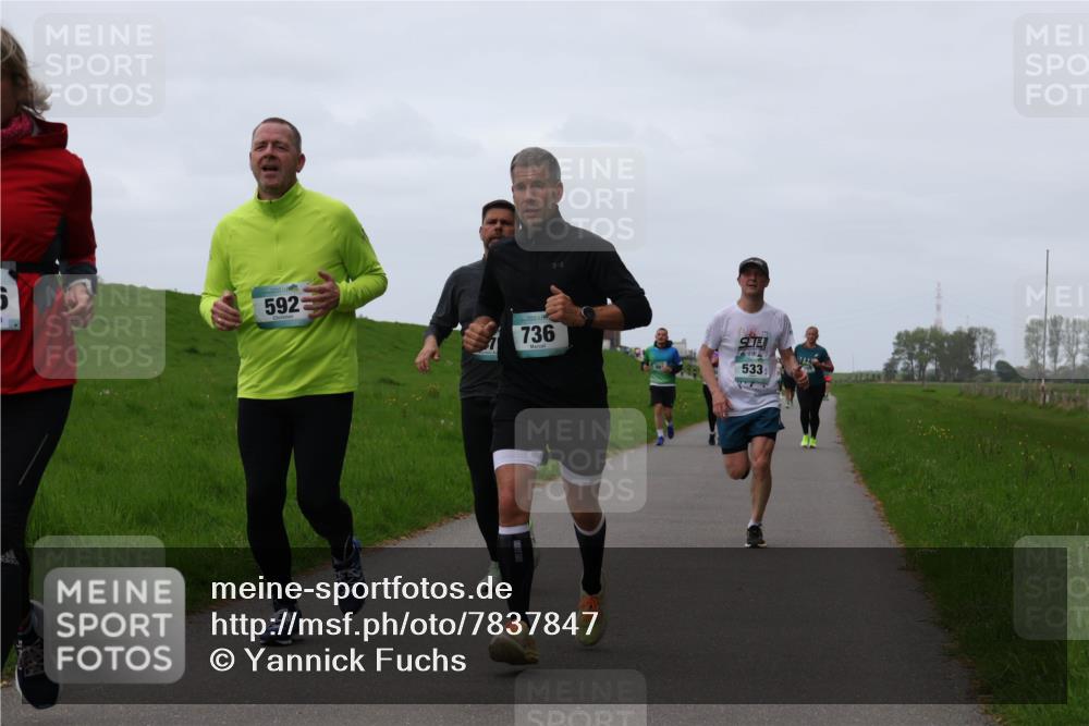 04.05.2025 - 8. Wedeler Halbmarathon Yannick Fuchs http://msf.ph/oto/7837847 04.05.2025 11:24:58 Laufen 592, 736, 533 meine-sportfotos.de