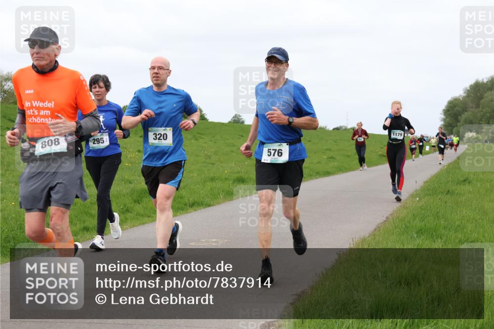 04.05.2025 - 8. Wedeler Halbmarathon Lena Gebhardt http://msf.ph/oto/7837914 04.05.2025 11:35:48 Laufen 808, 295, 320, 851, 576, 1179 meine-sportfotos.de