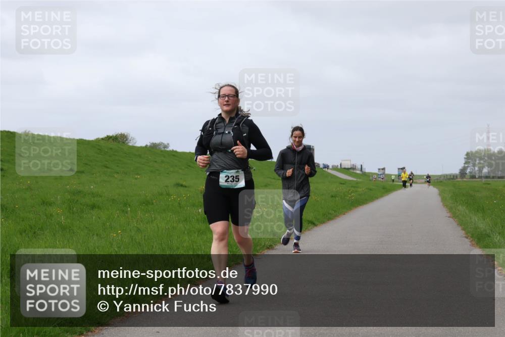 04.05.2025 - 8. Wedeler Halbmarathon Yannick Fuchs http://msf.ph/oto/7837990 04.05.2025 12:01:52 Laufen 235 meine-sportfotos.de
