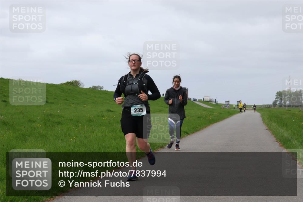 04.05.2025 - 8. Wedeler Halbmarathon Yannick Fuchs http://msf.ph/oto/7837994 04.05.2025 12:01:52 Laufen 235 meine-sportfotos.de