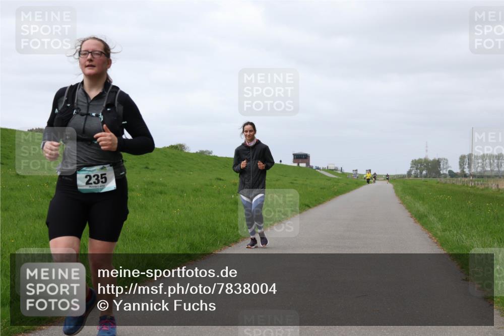 04.05.2025 - 8. Wedeler Halbmarathon Yannick Fuchs http://msf.ph/oto/7838004 04.05.2025 12:01:54 Laufen 235 meine-sportfotos.de