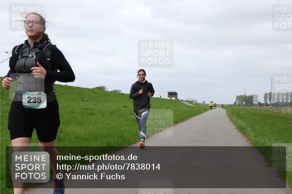 04.05.2025 - 8. Wedeler Halbmarathon Yannick Fuchs http://msf.ph/oto/7838014 04.05.2025 12:01:54 Laufen 235 meine-sportfotos.de