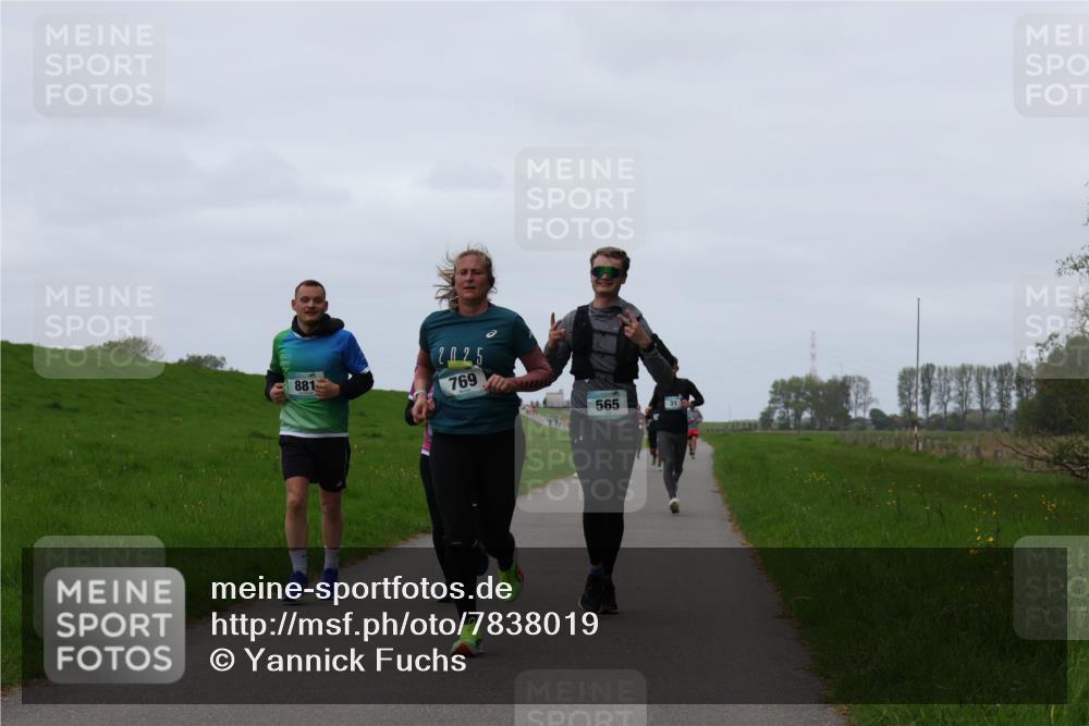 04.05.2025 - 8. Wedeler Halbmarathon Yannick Fuchs http://msf.ph/oto/7838019 04.05.2025 11:25:06 Laufen 881, 2025, 769, 565 meine-sportfotos.de