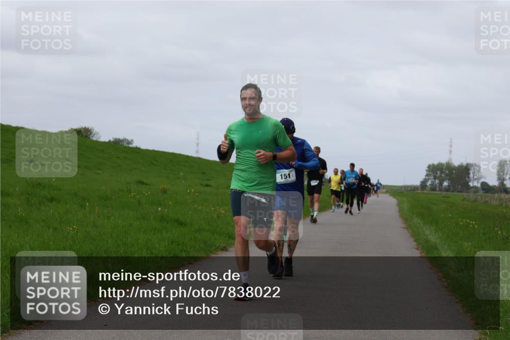 04.05.2025 - 8. Wedeler Halbmarathon Yannick Fuchs http://msf.ph/oto/7838022 04.05.2025 11:46:38 Laufen 151 meine-sportfotos.de