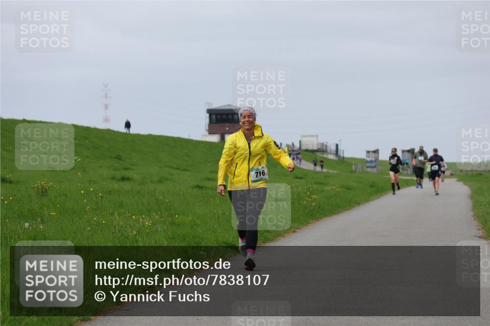 04.05.2025 - 8. Wedeler Halbmarathon Yannick Fuchs http://msf.ph/oto/7838107 04.05.2025 12:02:20 Laufen 716 meine-sportfotos.de