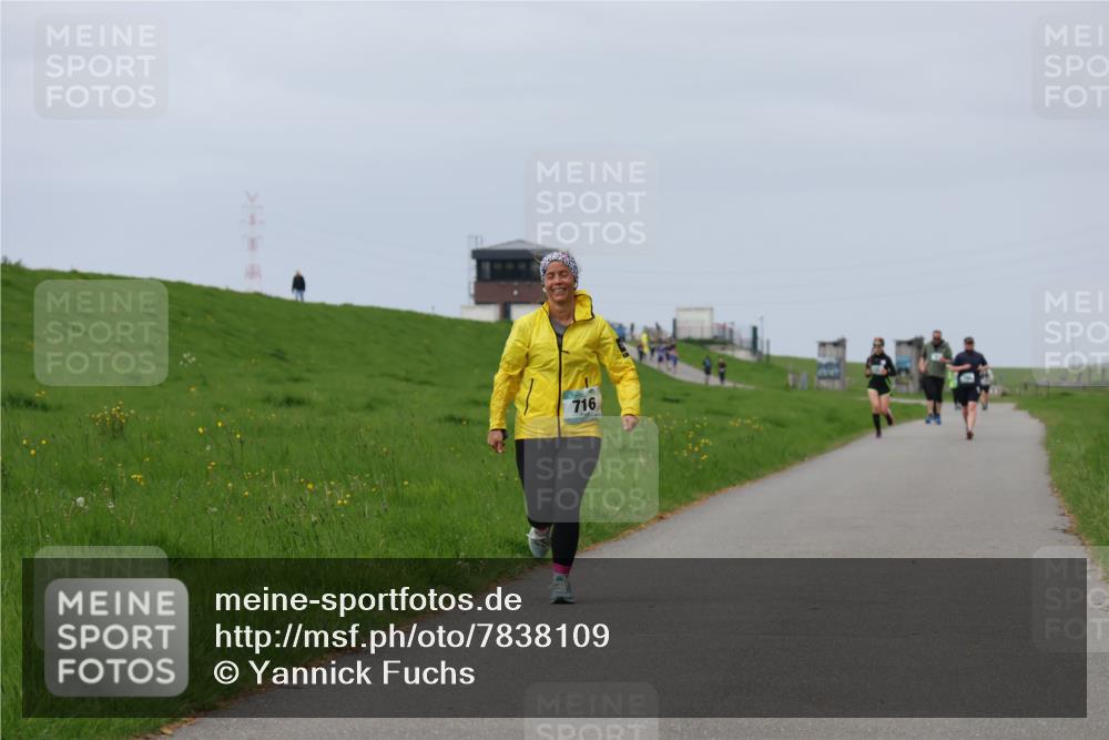04.05.2025 - 8. Wedeler Halbmarathon Yannick Fuchs http://msf.ph/oto/7838109 04.05.2025 12:02:20 Laufen 716 meine-sportfotos.de