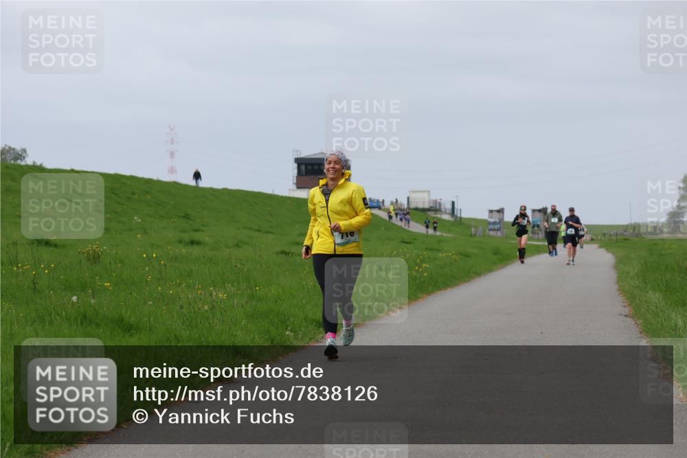 04.05.2025 - 8. Wedeler Halbmarathon Yannick Fuchs http://msf.ph/oto/7838126 04.05.2025 12:02:20 Laufen 71 meine-sportfotos.de