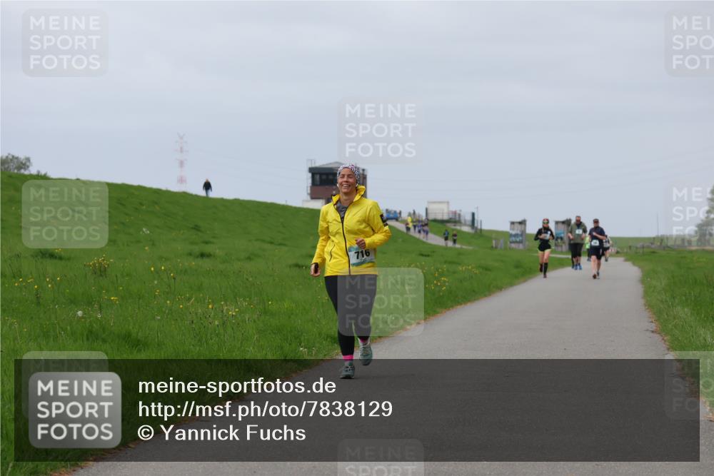 04.05.2025 - 8. Wedeler Halbmarathon Yannick Fuchs http://msf.ph/oto/7838129 04.05.2025 12:02:20 Laufen 716, 55 meine-sportfotos.de
