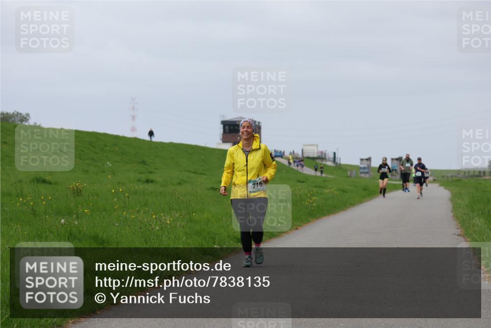 04.05.2025 - 8. Wedeler Halbmarathon Yannick Fuchs http://msf.ph/oto/7838135 04.05.2025 12:02:20 Laufen 716 meine-sportfotos.de