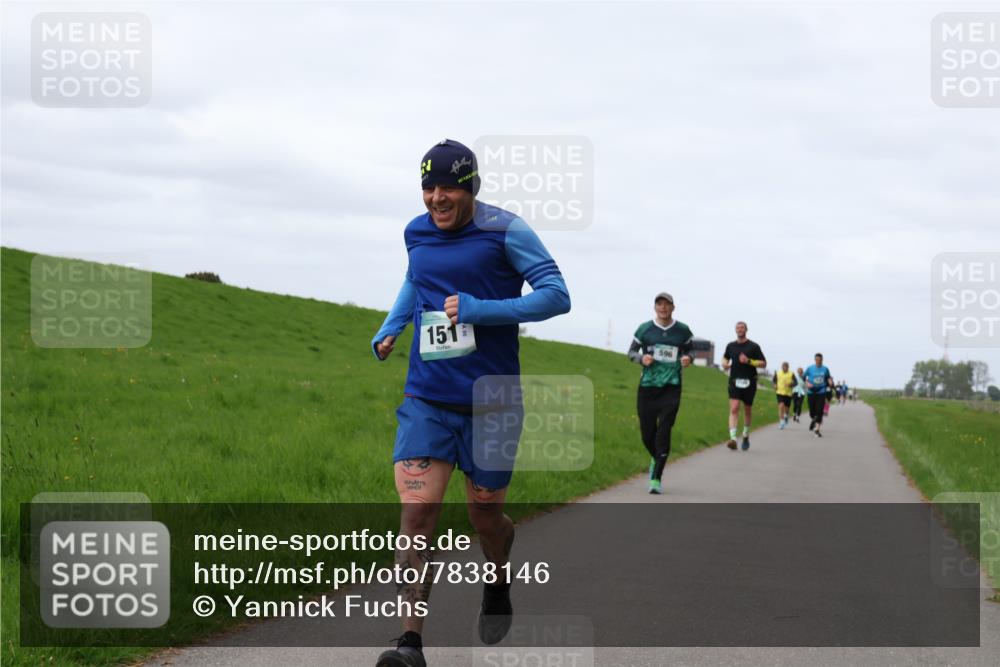 04.05.2025 - 8. Wedeler Halbmarathon Yannick Fuchs http://msf.ph/oto/7838146 04.05.2025 11:46:41 Laufen 151, 596 meine-sportfotos.de