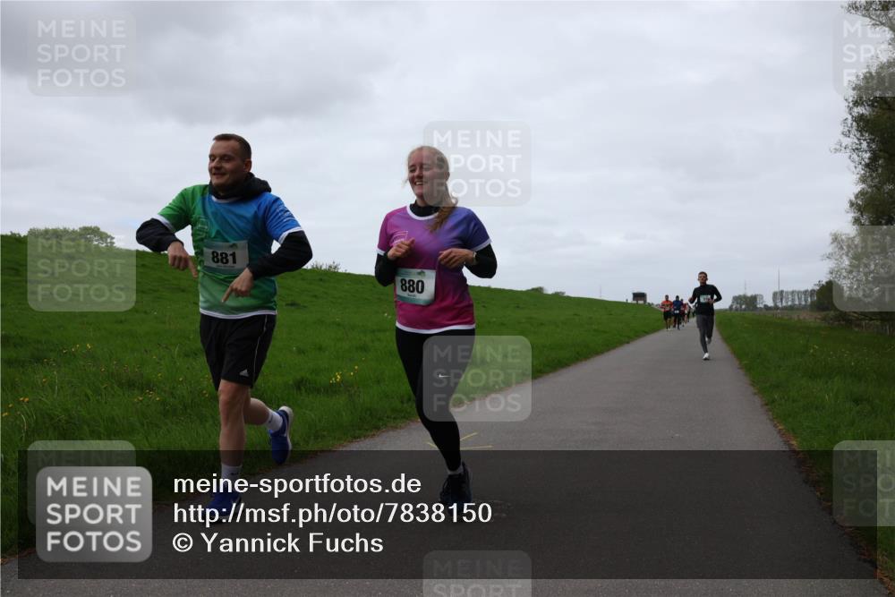04.05.2025 - 8. Wedeler Halbmarathon Yannick Fuchs http://msf.ph/oto/7838150 04.05.2025 11:25:10 Laufen 881, 880 meine-sportfotos.de
