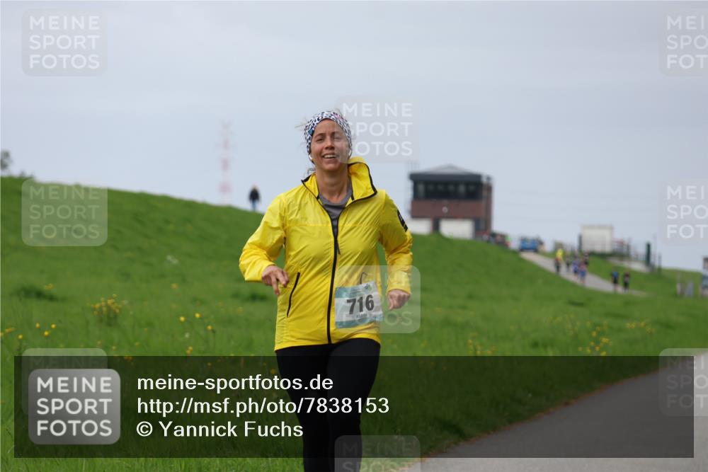 04.05.2025 - 8. Wedeler Halbmarathon Yannick Fuchs http://msf.ph/oto/7838153 04.05.2025 12:02:22 Laufen 716 meine-sportfotos.de