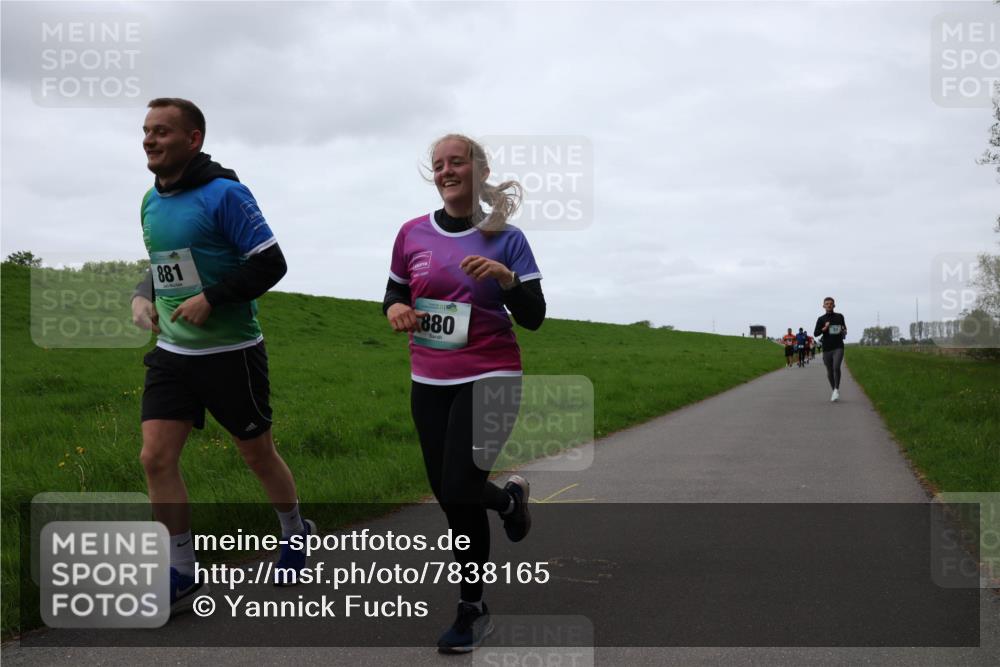 04.05.2025 - 8. Wedeler Halbmarathon Yannick Fuchs http://msf.ph/oto/7838165 04.05.2025 11:25:10 Laufen 881, 880 meine-sportfotos.de