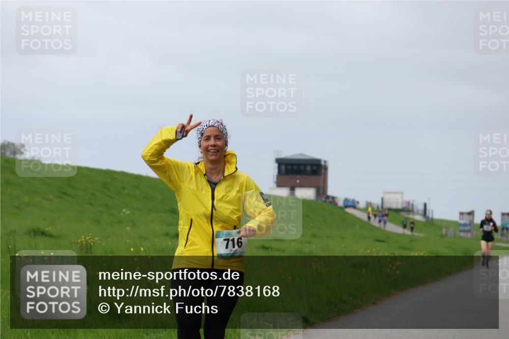 04.05.2025 - 8. Wedeler Halbmarathon Yannick Fuchs http://msf.ph/oto/7838168 04.05.2025 12:02:22 Laufen 716 meine-sportfotos.de