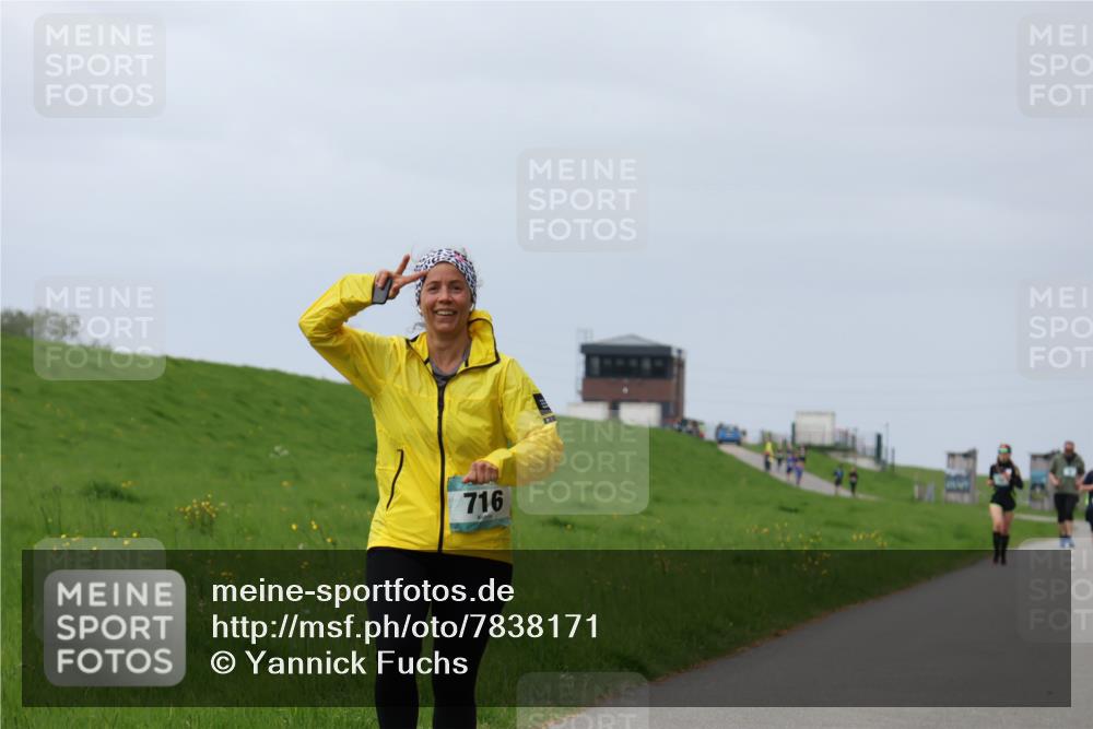 04.05.2025 - 8. Wedeler Halbmarathon Yannick Fuchs http://msf.ph/oto/7838171 04.05.2025 12:02:22 Laufen 716 meine-sportfotos.de