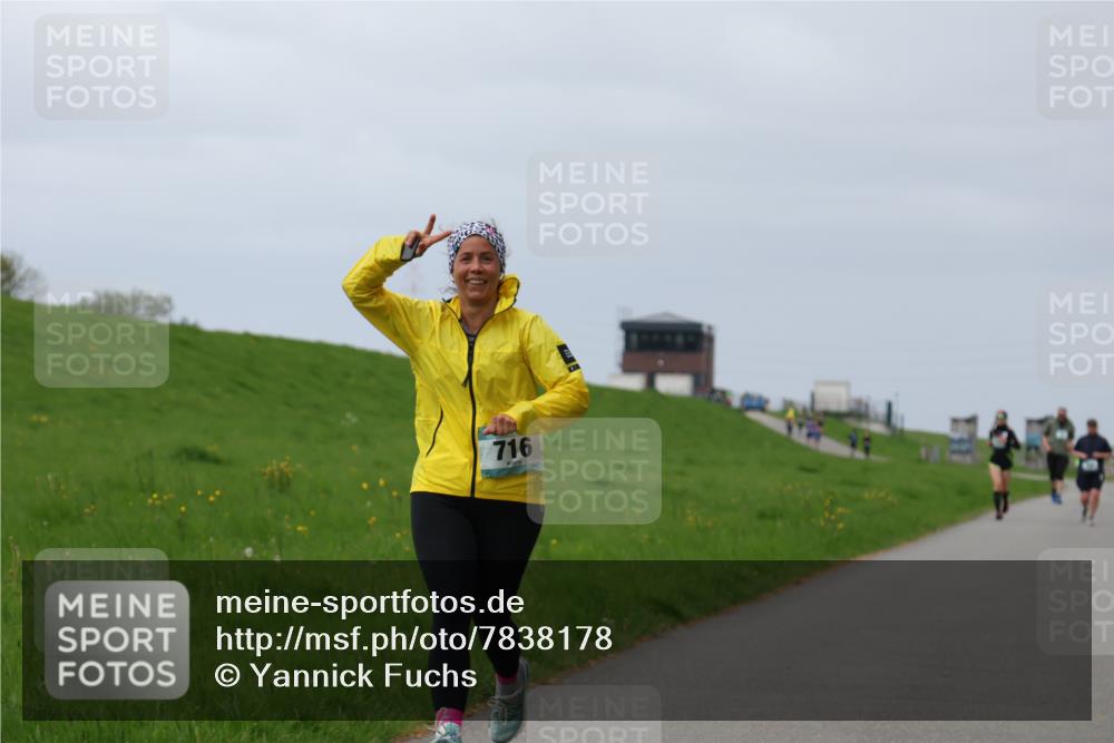 04.05.2025 - 8. Wedeler Halbmarathon Yannick Fuchs http://msf.ph/oto/7838178 04.05.2025 12:02:23 Laufen 716 meine-sportfotos.de