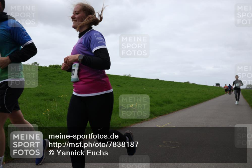 04.05.2025 - 8. Wedeler Halbmarathon Yannick Fuchs http://msf.ph/oto/7838187 04.05.2025 11:25:10 Laufen  meine-sportfotos.de