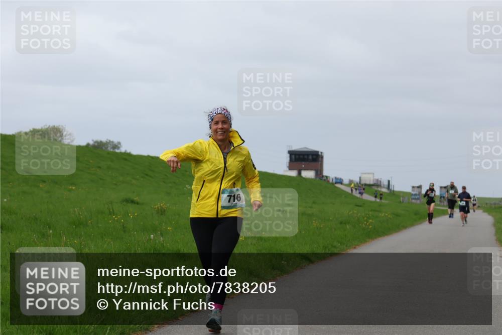 04.05.2025 - 8. Wedeler Halbmarathon Yannick Fuchs http://msf.ph/oto/7838205 04.05.2025 12:02:23 Laufen 716 meine-sportfotos.de