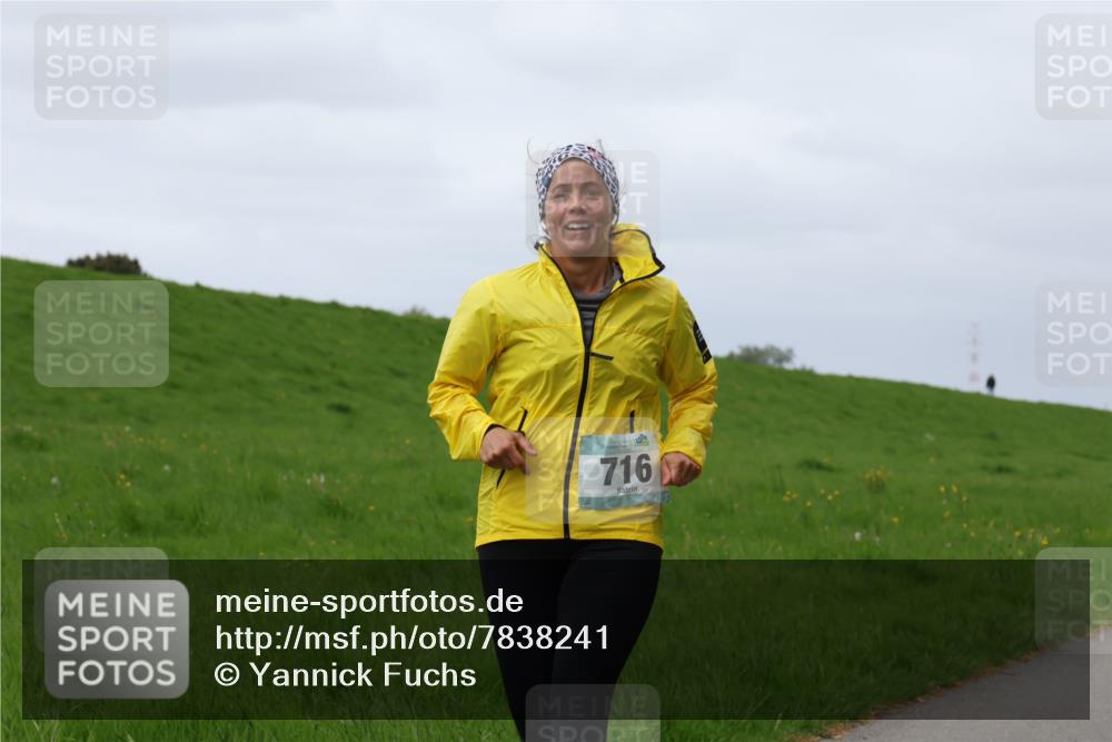 04.05.2025 - 8. Wedeler Halbmarathon Yannick Fuchs http://msf.ph/oto/7838241 04.05.2025 12:02:25 Laufen 716 meine-sportfotos.de