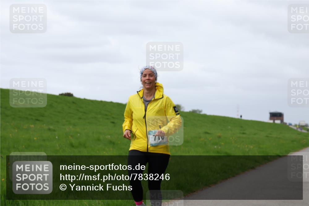 04.05.2025 - 8. Wedeler Halbmarathon Yannick Fuchs http://msf.ph/oto/7838246 04.05.2025 12:02:25 Laufen  meine-sportfotos.de