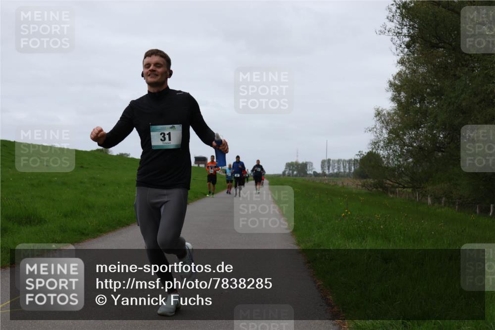 04.05.2025 - 8. Wedeler Halbmarathon Yannick Fuchs http://msf.ph/oto/7838285 04.05.2025 11:25:13 Laufen 31 meine-sportfotos.de