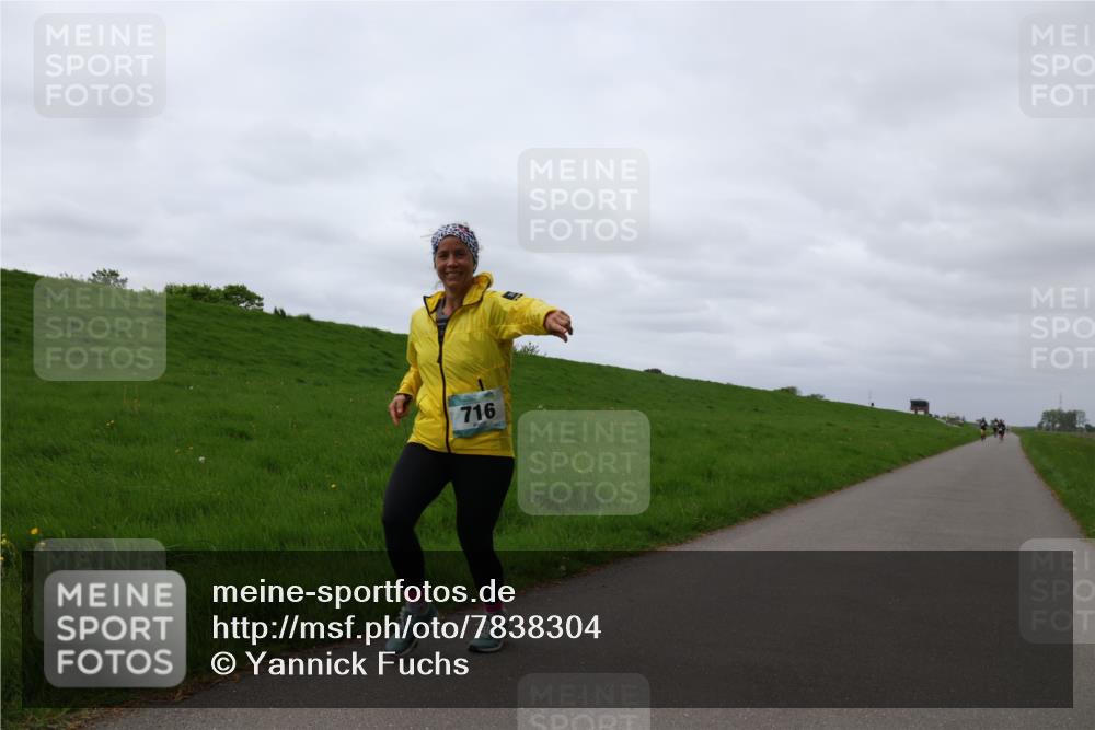 04.05.2025 - 8. Wedeler Halbmarathon Yannick Fuchs http://msf.ph/oto/7838304 04.05.2025 12:02:26 Laufen 716 meine-sportfotos.de