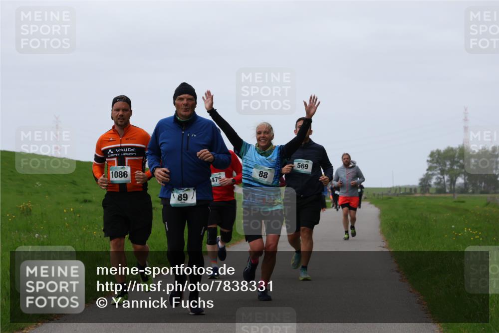 04.05.2025 - 8. Wedeler Halbmarathon Yannick Fuchs http://msf.ph/oto/7838331 04.05.2025 11:25:17 Laufen 1086, 89, 99, 476, 88, 569 meine-sportfotos.de