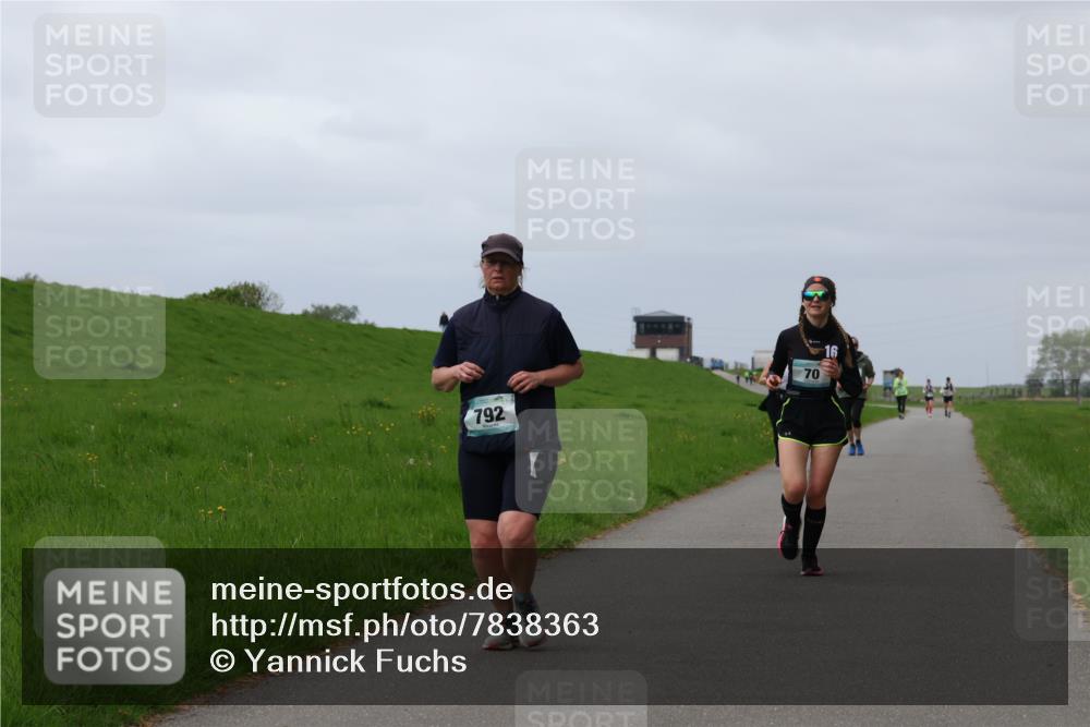04.05.2025 - 8. Wedeler Halbmarathon Yannick Fuchs http://msf.ph/oto/7838363 04.05.2025 12:02:47 Laufen 792, 70, 16 meine-sportfotos.de